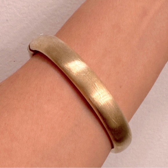 925 Milor Italy Bangle - Gold, Offset Hinge - Picture 2 of 7